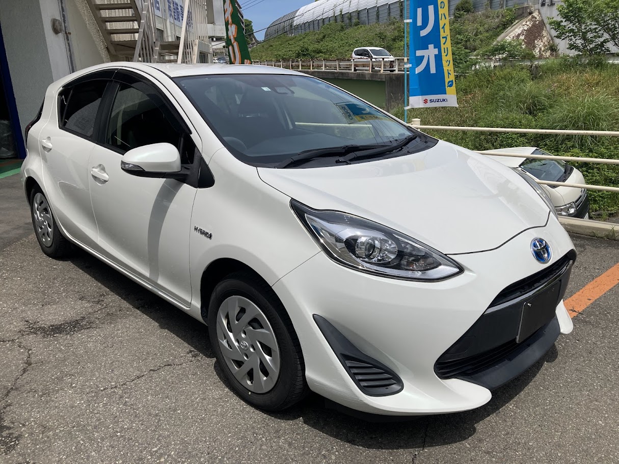 トヨタ　アクア入庫しました　平成30年式　50000ｋｍ　ワンオーナー