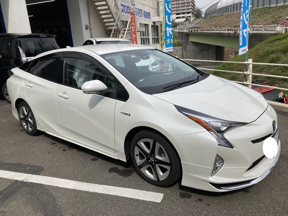 中古車　プリウス　納車いたしました